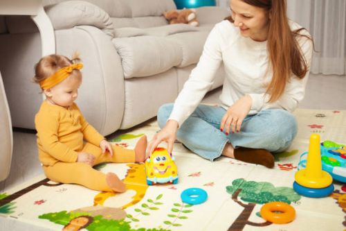 مربية اطفال بالرياض حى بدر
